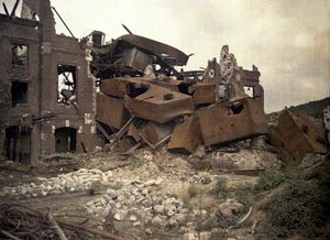 Ruinas de la destilería Vauxrot gravemente dañada, Cuffies, Aisne, Francia, 1917